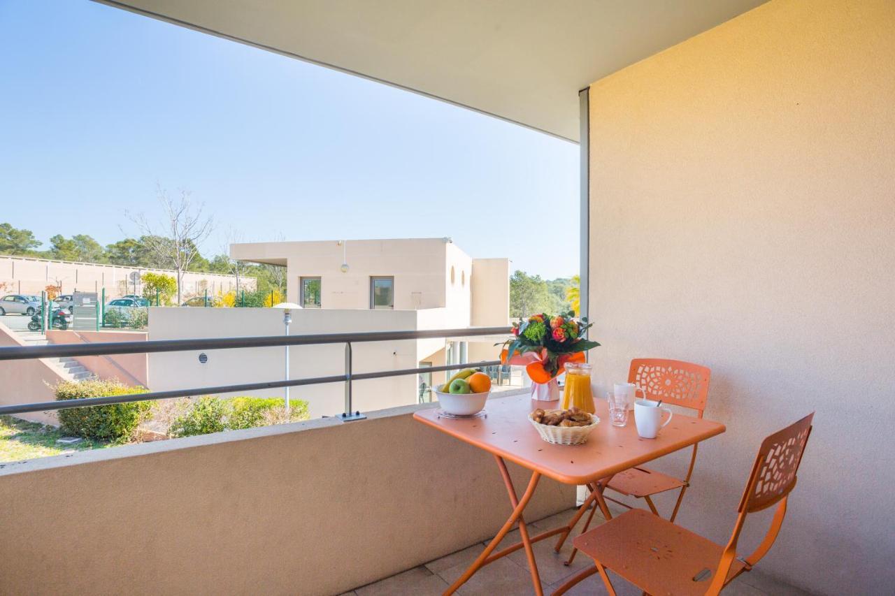 Les Parasols D'Argens Roquebrune-sur Argens Exteriör bild